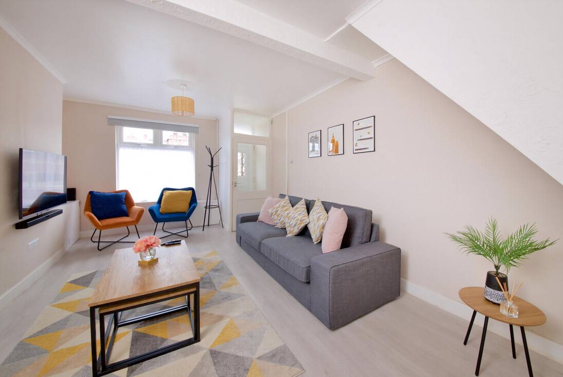 45 M² House ∙ 2 Bedrooms ∙ 4 Guests - Guernsey