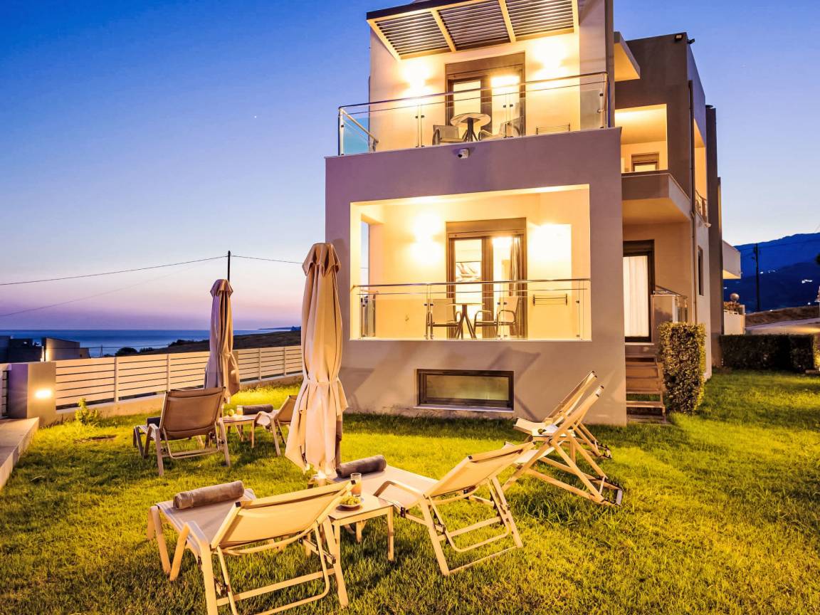 200 M² Ferienhaus ∙ 4 Schlafzimmer ∙ 8 Gäste - Plakias