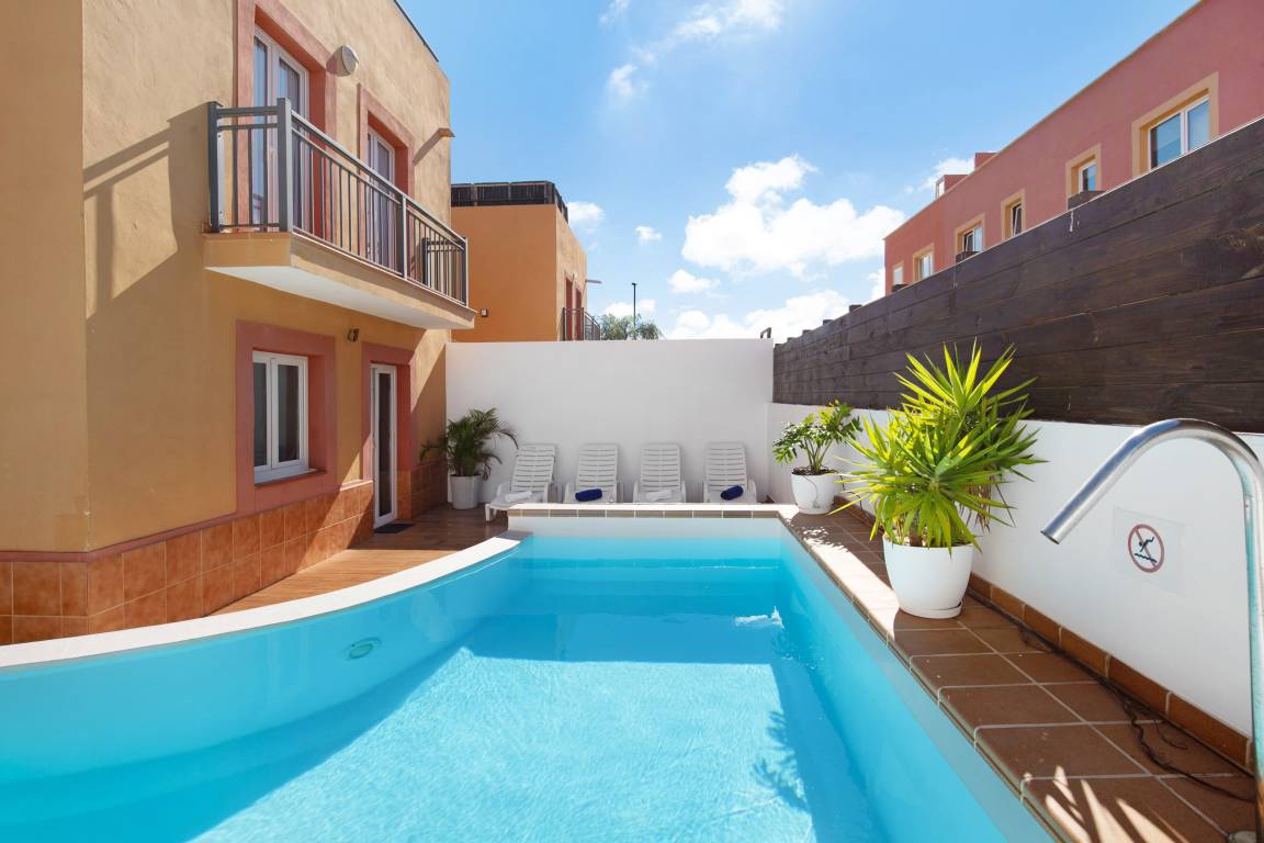 113 M² Villa ∙ 3 Bedrooms ∙ 6 Guests - Corralejo