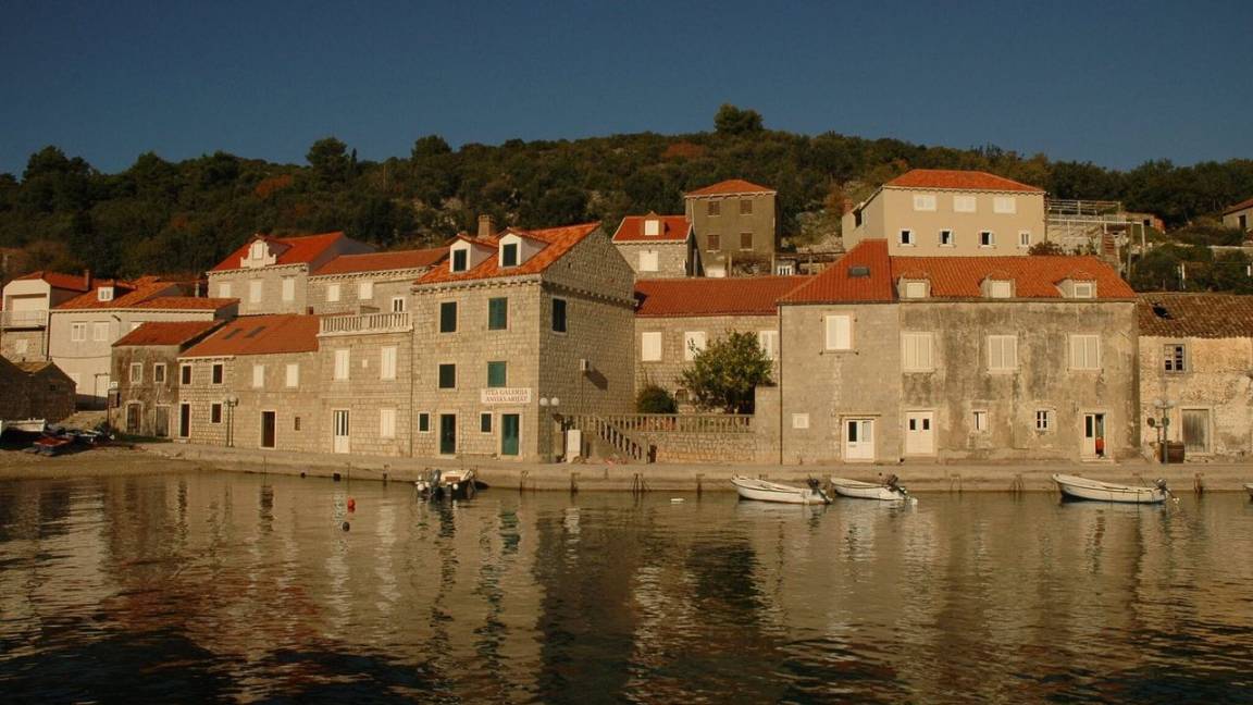 76 M² Appartement ∙ 2 Slaapkamers ∙ 5 Gasten - Kroatië