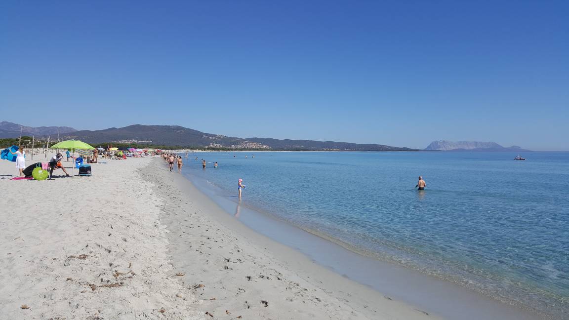 130 M² Apartamento ∙ 3 Habitaciones ∙ 6 Huéspedes - San Teodoro