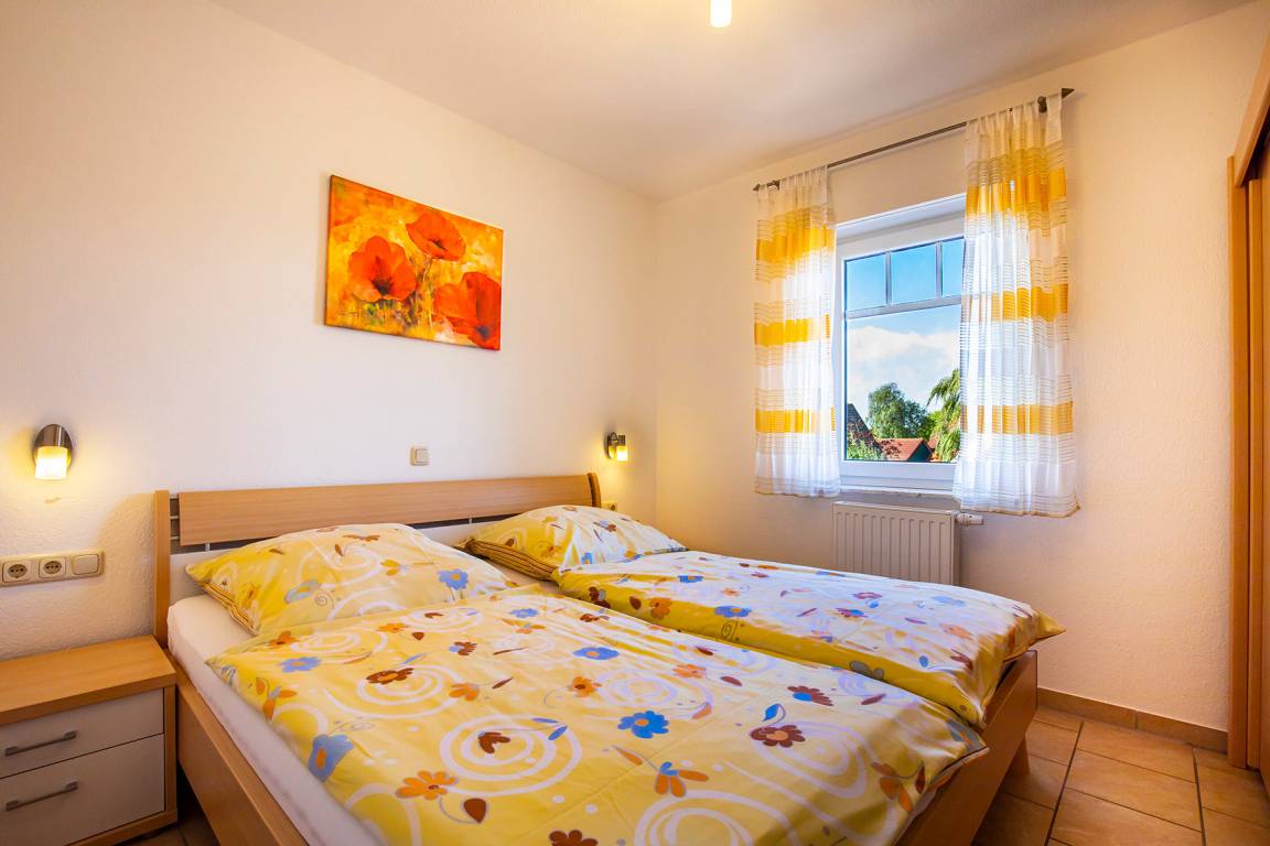 65 m² Ferienwohnung ∙ 3 Schlafzimmer ∙ 5 Gäste – Bild 3
