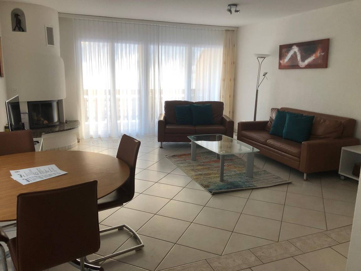 90 M² Apartment ∙ 2 Bedrooms ∙ 4 Guests - Adelboden