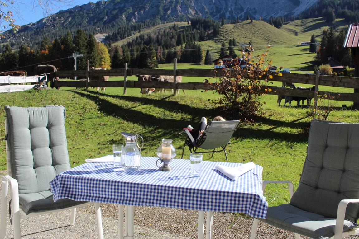 52 M² Ferienwohnung ∙ 1 Schlafzimmer ∙ 3 Gäste - Bad Hindelang