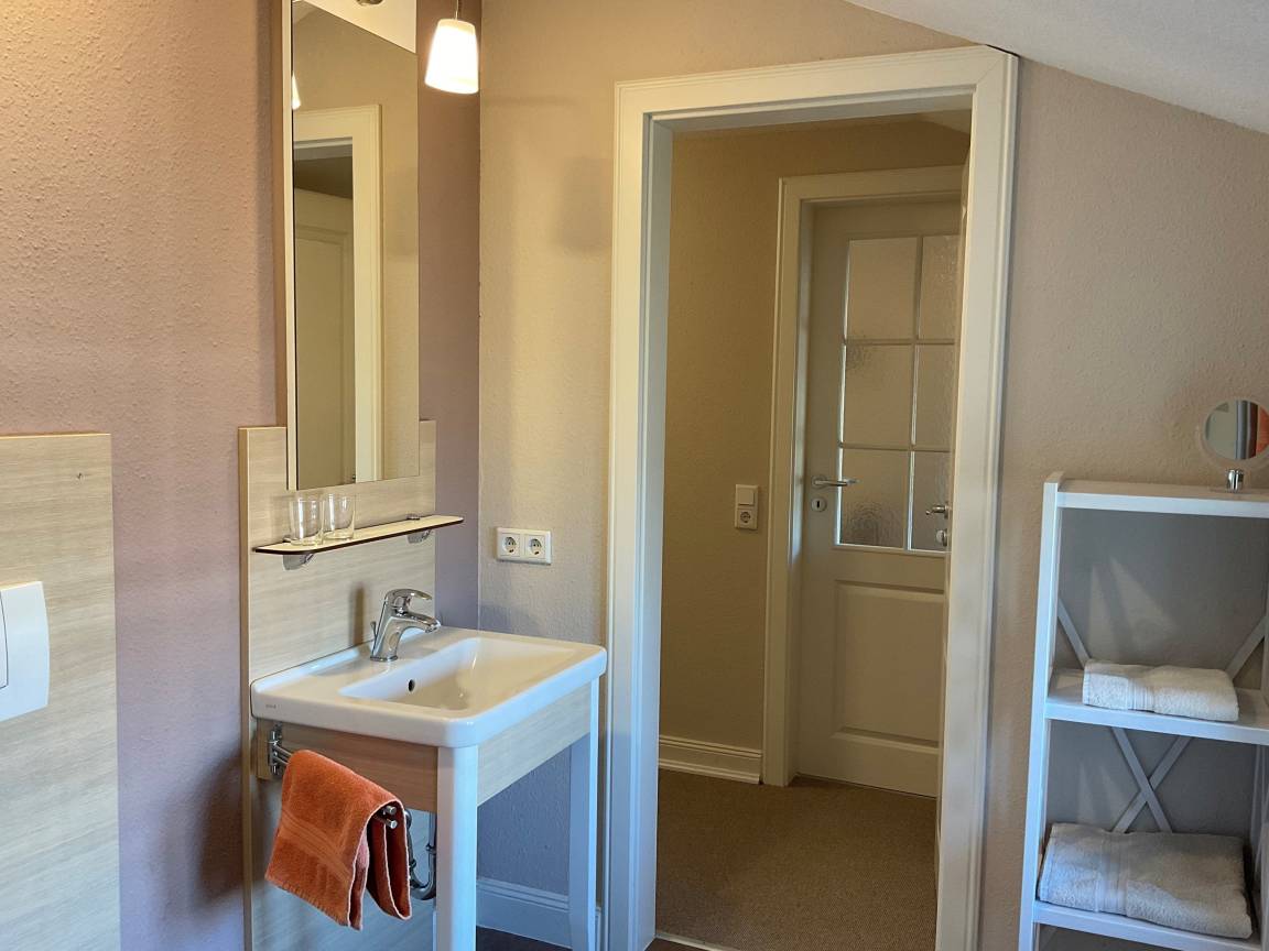 70 m² Ferienwohnung ∙ 2 Schlafzimmer ∙ 3 Gäste – Bild 8
