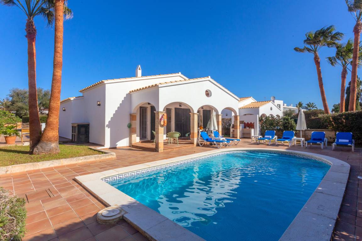 120 M² Ferienhaus ∙ 3 Schlafzimmer ∙ 6 Gäste - Menorca
