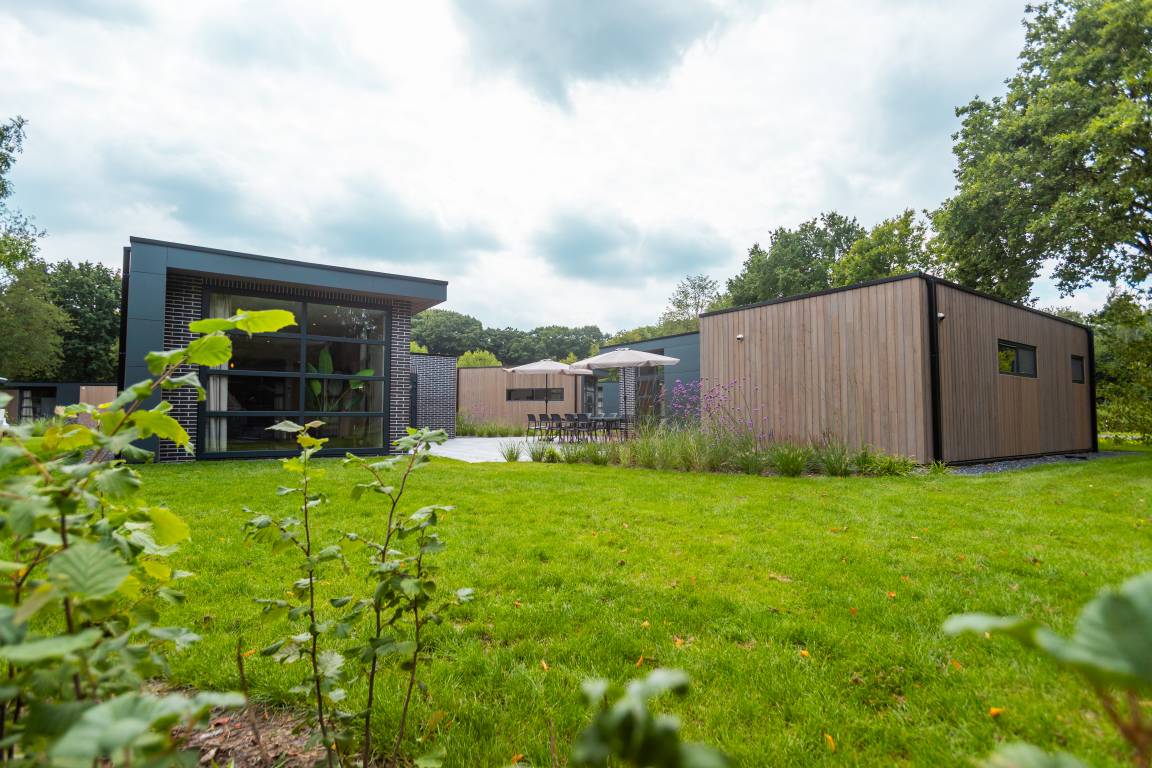 120 M² Huis ∙ 5 Slaapkamers ∙ 10 Gasten - Waalwijk