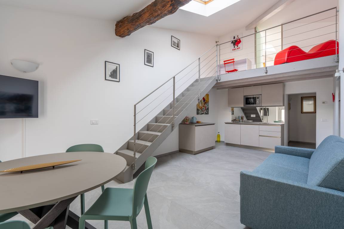 55 M² Ferienwohnung ∙ 1 Schlafzimmer ∙ 4 Gäste - Menaggio