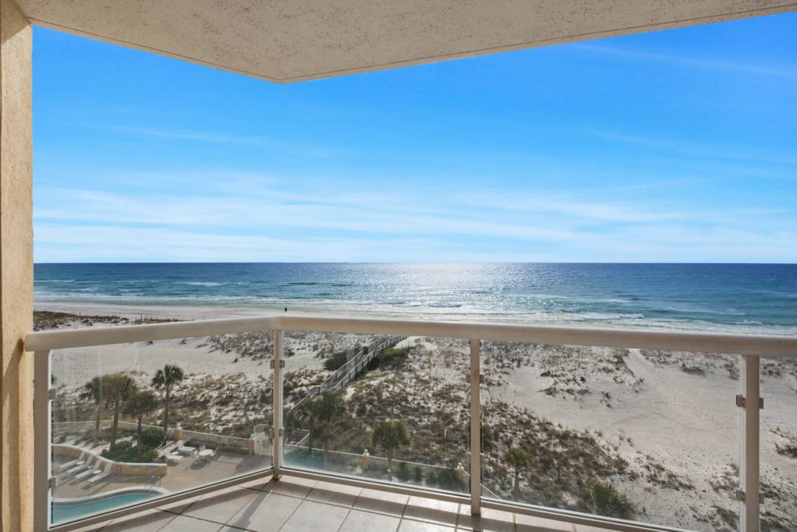 107 M² Condo ∙ 2 Bedrooms ∙ 6 Guests - Pensacola Beach, FL