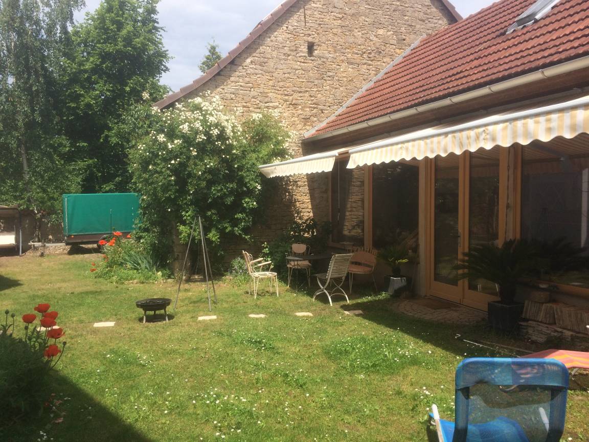 80 M² Ferienwohnung ∙ 2 Schlafzimmer ∙ 4 Gäste - Volkach