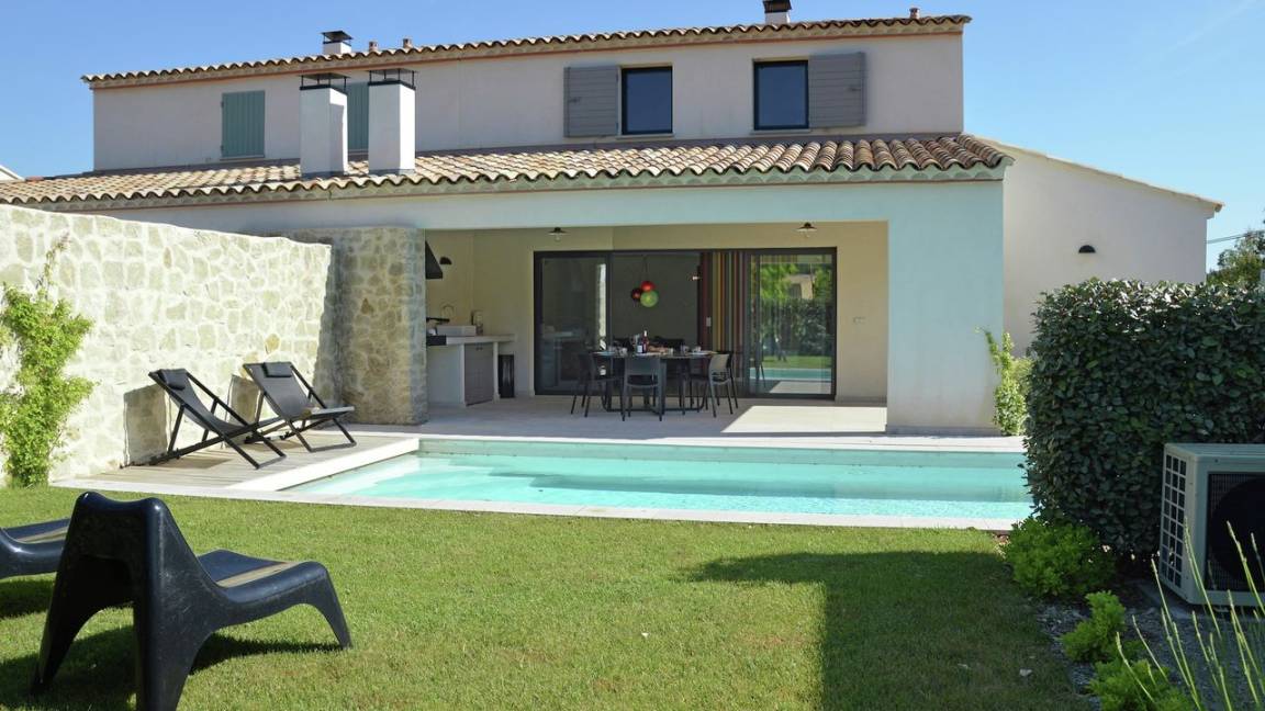120 M² Appartement ∙ 4 Chambres ∙ 9 Personnes - Bédoin