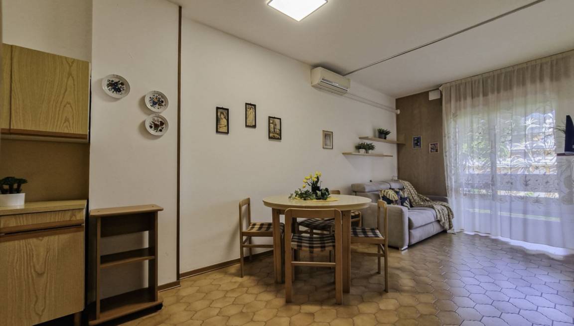 40 M² Ferienwohnung ∙ 2 Schlafzimmer ∙ 6 Gäste - Lignano Pineta