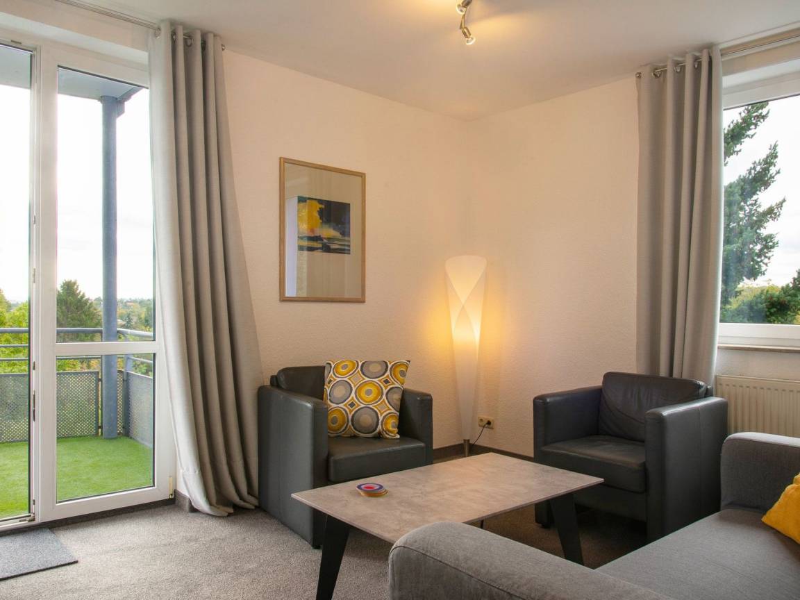 76 M² Apartment ∙ 2 Bedrooms ∙ 4 Guests - Dresden