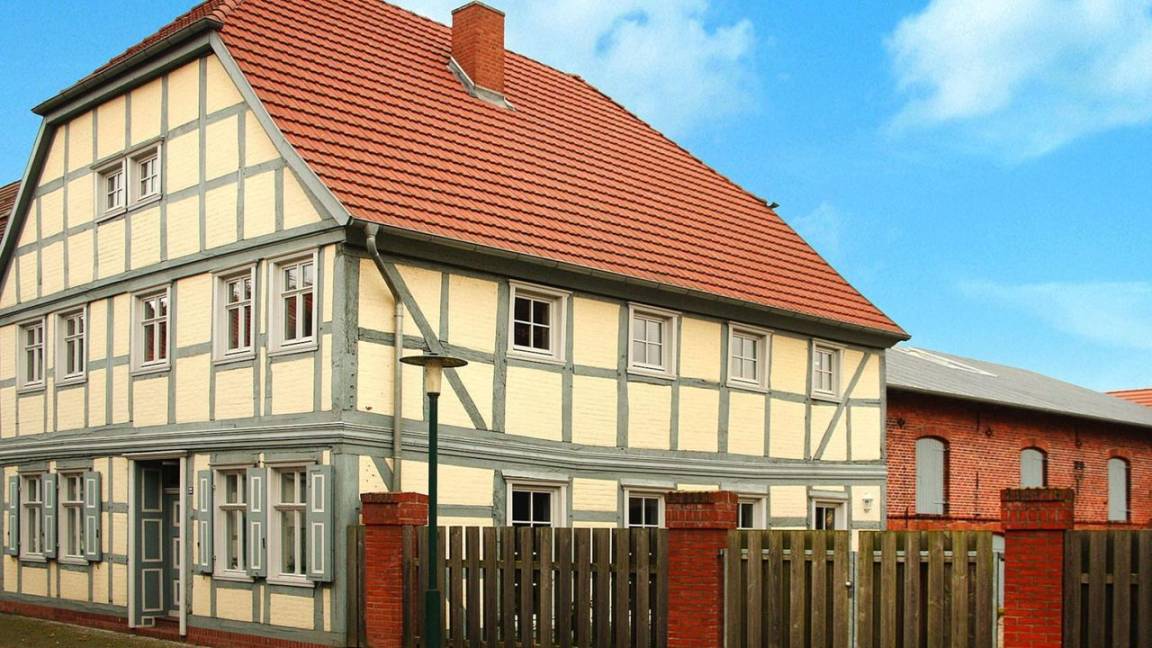 250 M² Ferienhaus ∙ 3 Schlafzimmer ∙ 8 Gäste - Lenzen (Elbe)