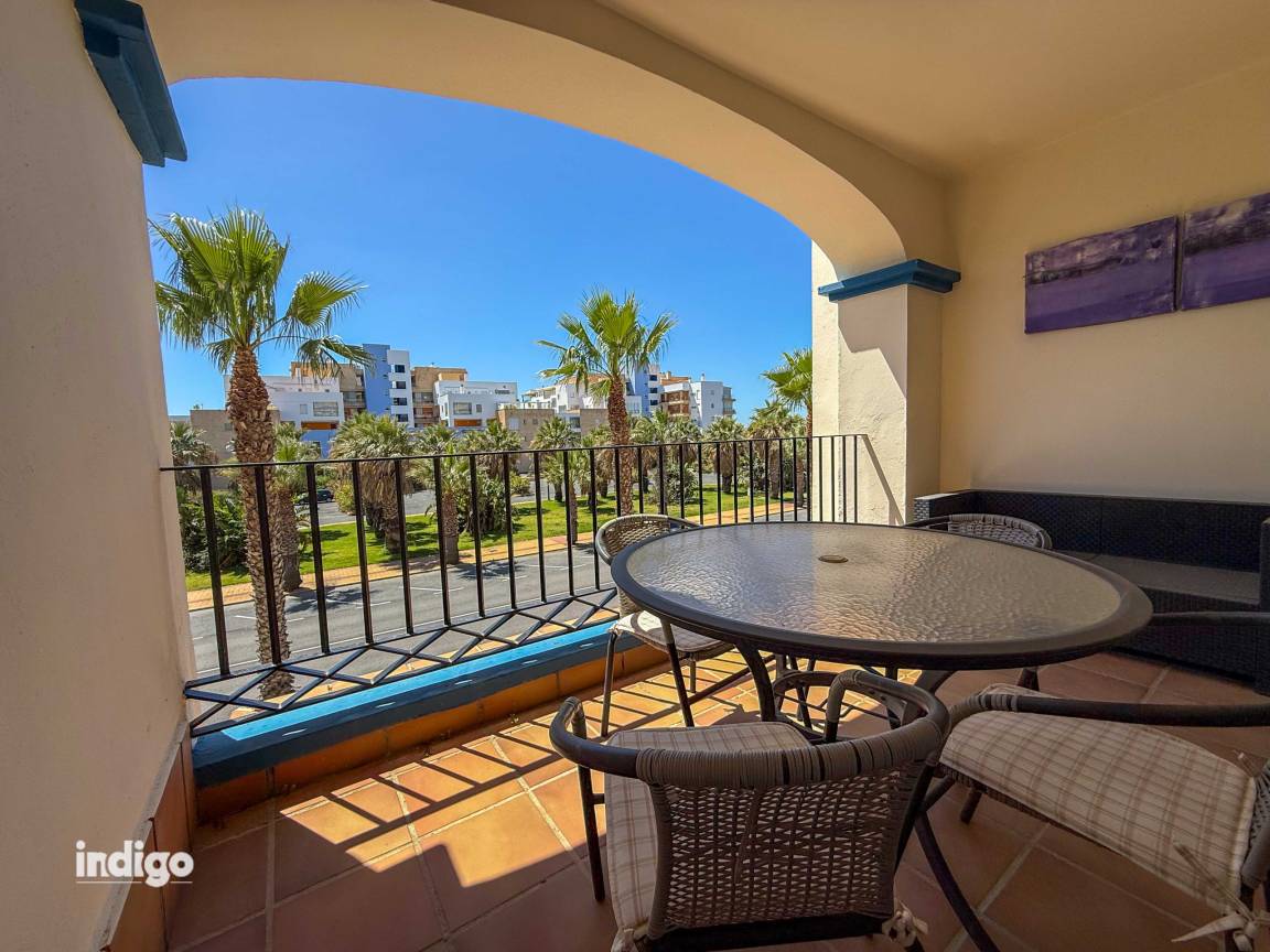 81 M² Apartamento ∙ 2 Habitaciones ∙ 4 Huéspedes - Isla Cristina