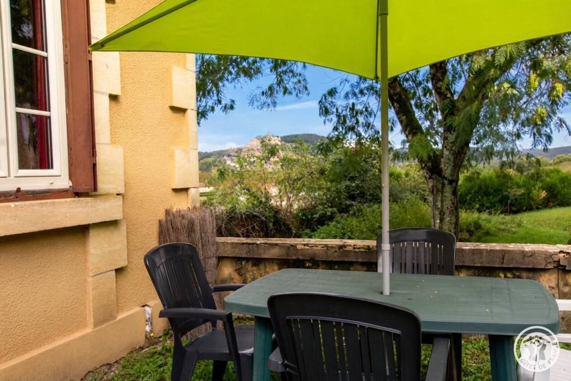 42 m&sup2; G&icirc;te 2 Schlafzimmer 4 G&auml;ste