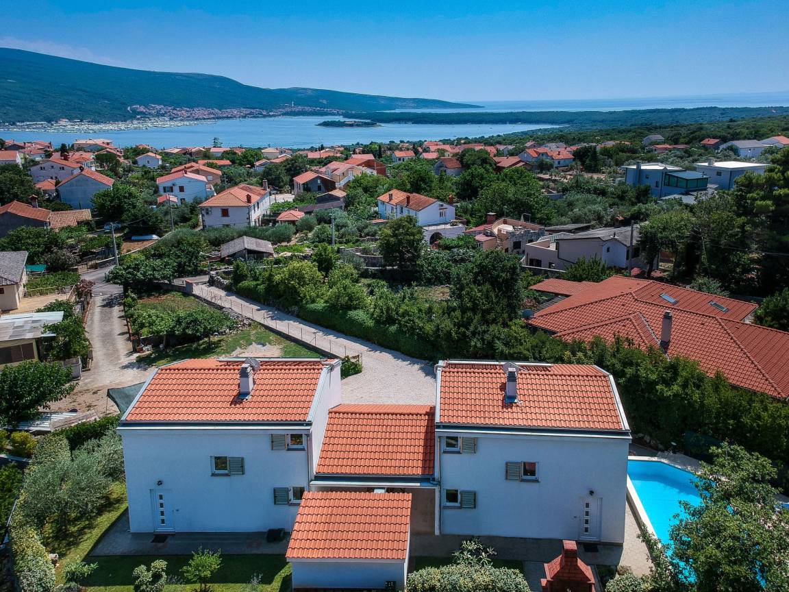 150 M² Ferienhaus ∙ 6 Schlafzimmer ∙ 10 Gäste - Krk