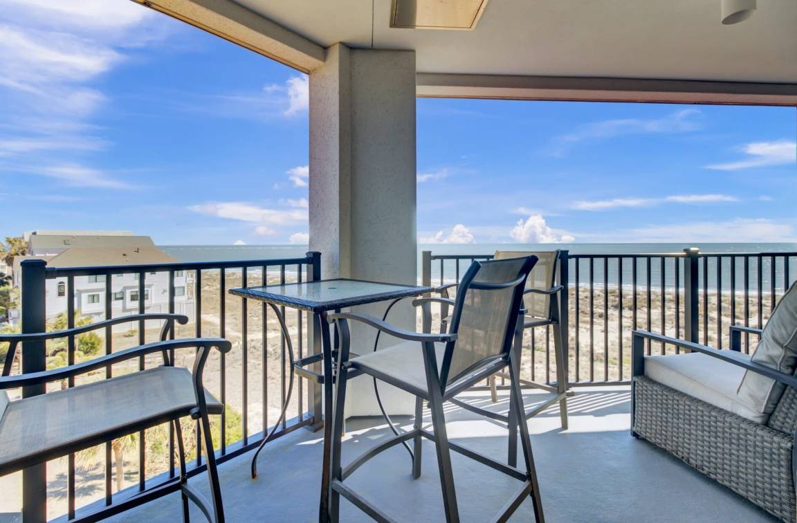 163 M² Apartment ∙ 4 Bedrooms ∙ 10 Guests - Isle of Palms, SC
