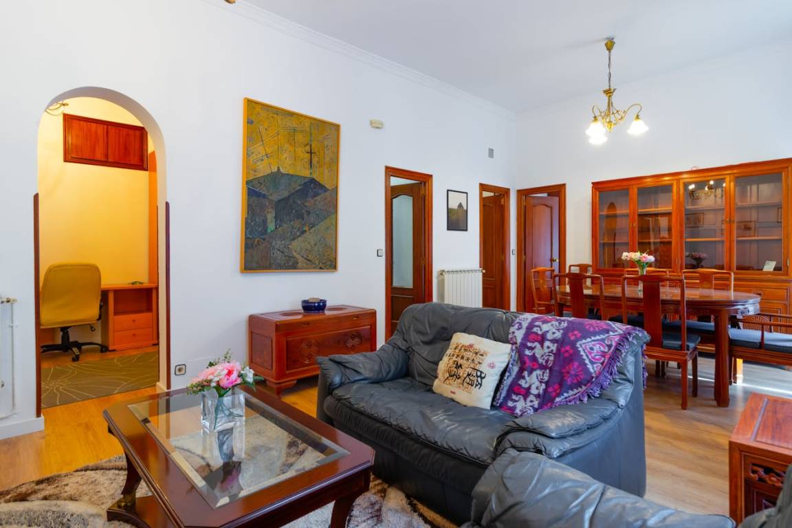 124 M² Apartamento ∙ 3 Habitaciones ∙ 4 Huéspedes - Alcobendas