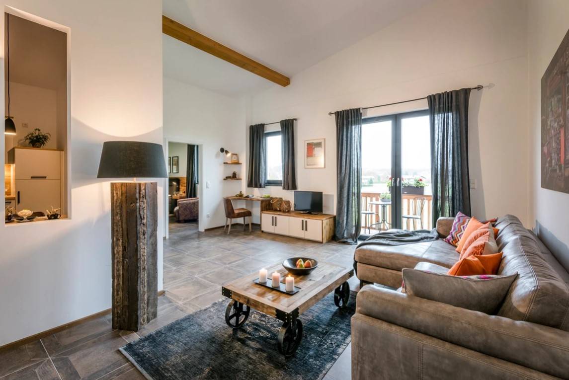 70 M² Ferienwohnung ∙ 4 Gäste - Traunreut