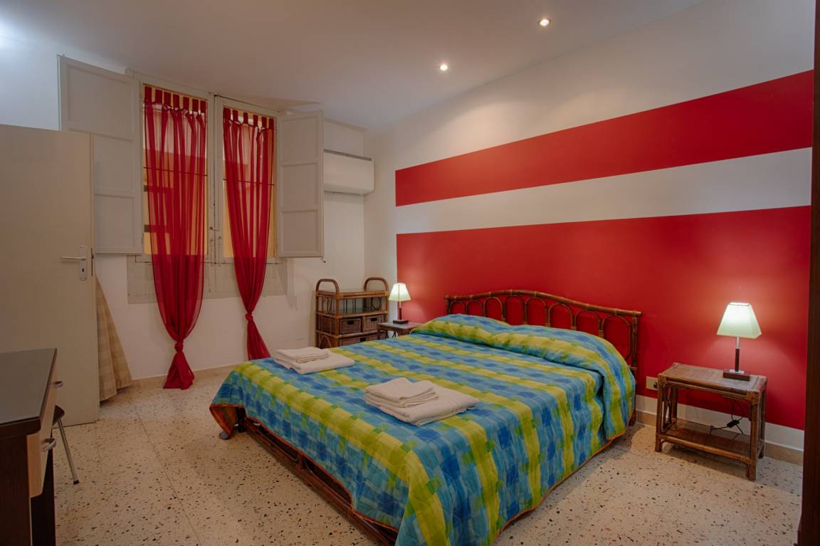 80 M² Apartment ∙ 2 Bedrooms ∙ 4 Guests - Trapani