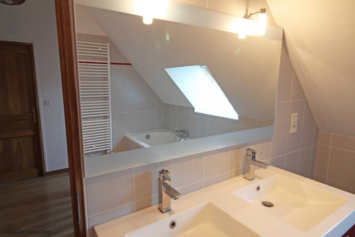 133 m² Gîte ∙ 4 Schlafzimmer ∙ 8 Gäste – Bild 13