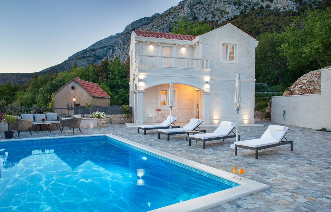 105 M² Villa Vacanza ∙ 2 Camere Da Letto ∙ 6 Ospiti - Tučepi