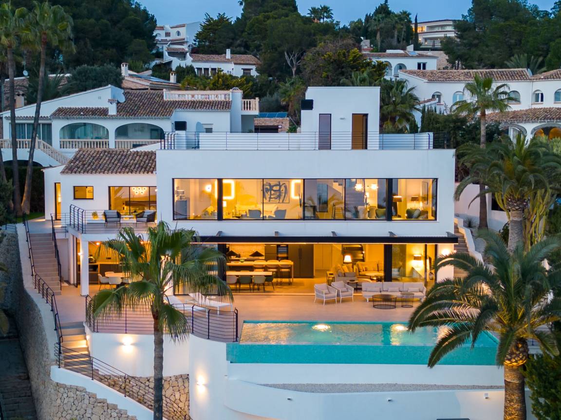 362 M² House ∙ 4 Bedrooms ∙ 9 Guests - Moraira