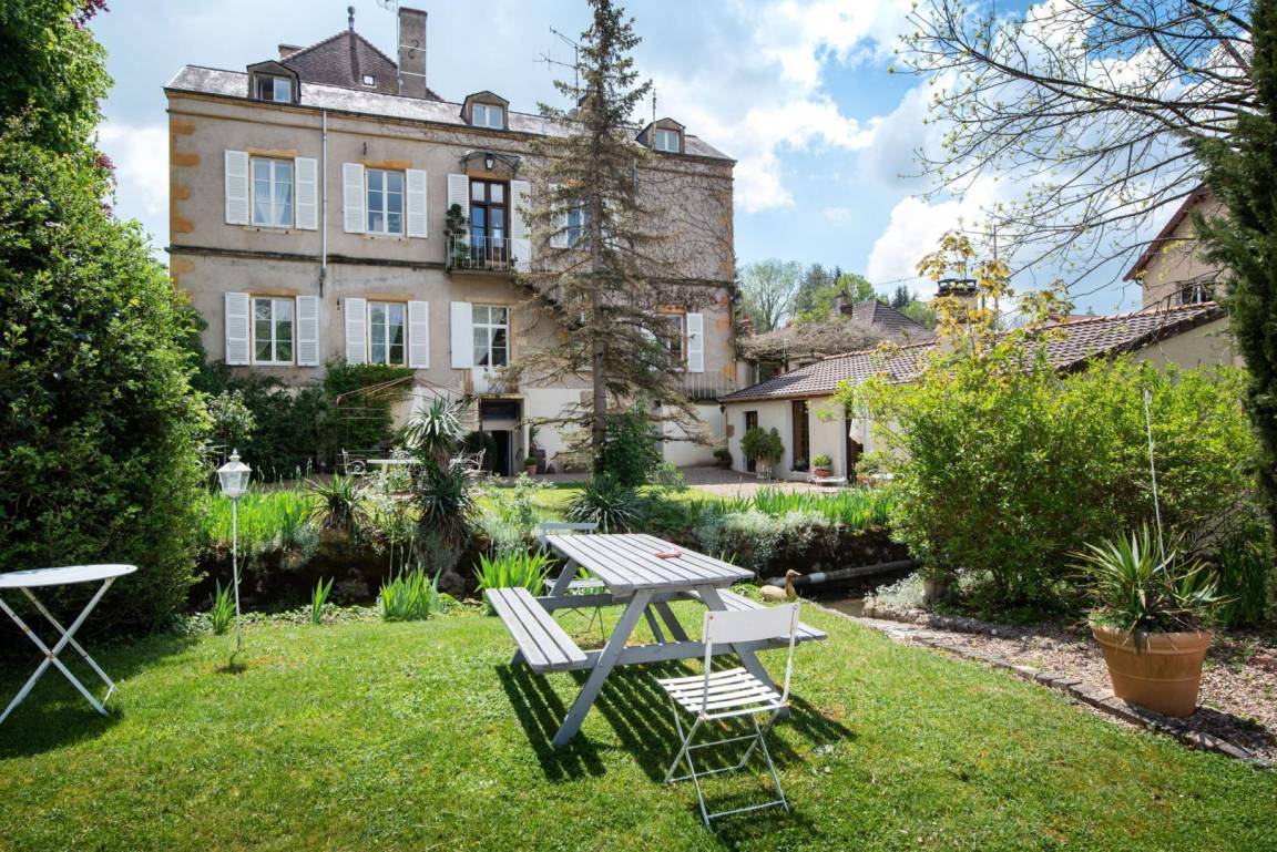 78 m&sup2; G&icirc;te 2 Schlafzimmer 4 G&auml;ste