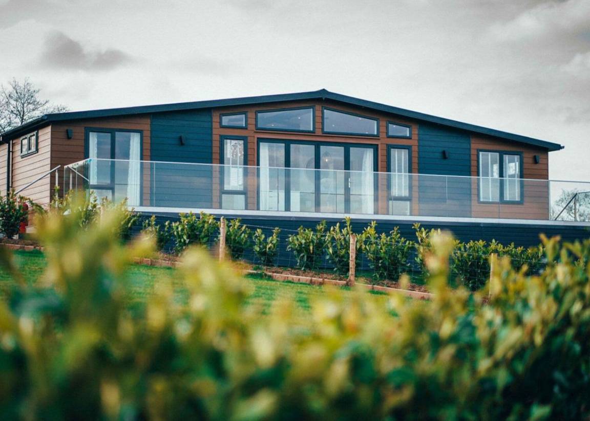 Chalet ∙ 2 Bedrooms ∙ 4 Guests - Wales