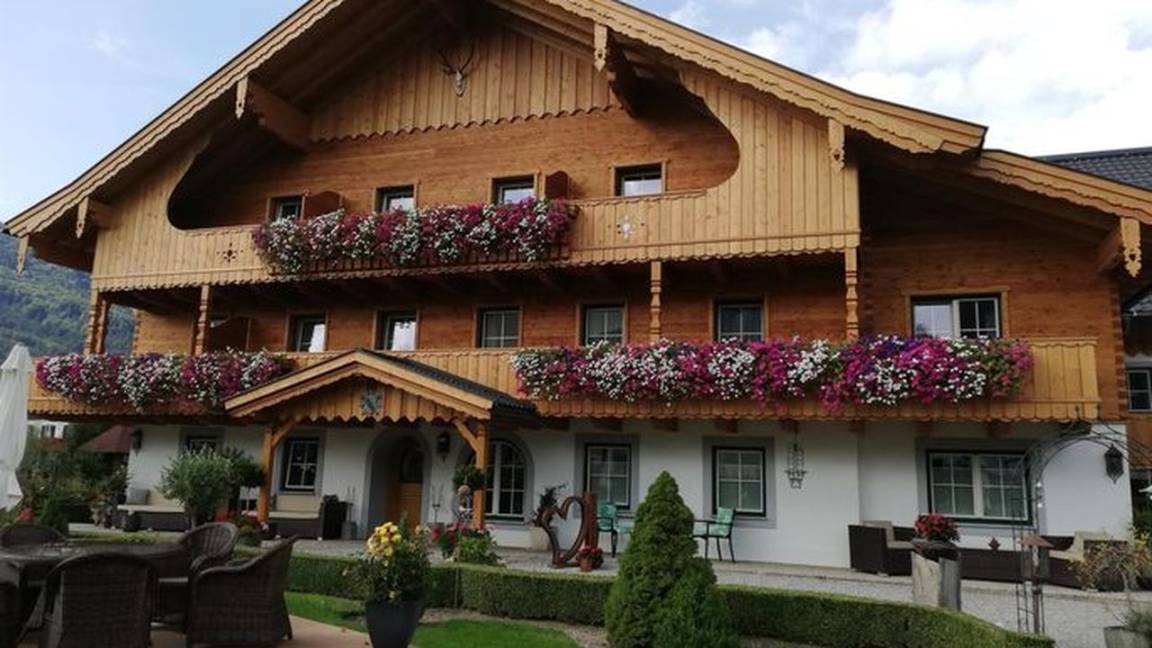 24 M² Hotel ∙ 1 Schlafzimmer ∙ 2 Gäste - Mondsee