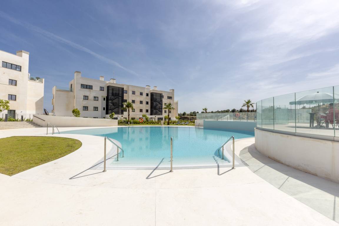 128 M² Ferienwohnung ∙ 2 Schlafzimmer ∙ 5 Gäste - Fuengirola