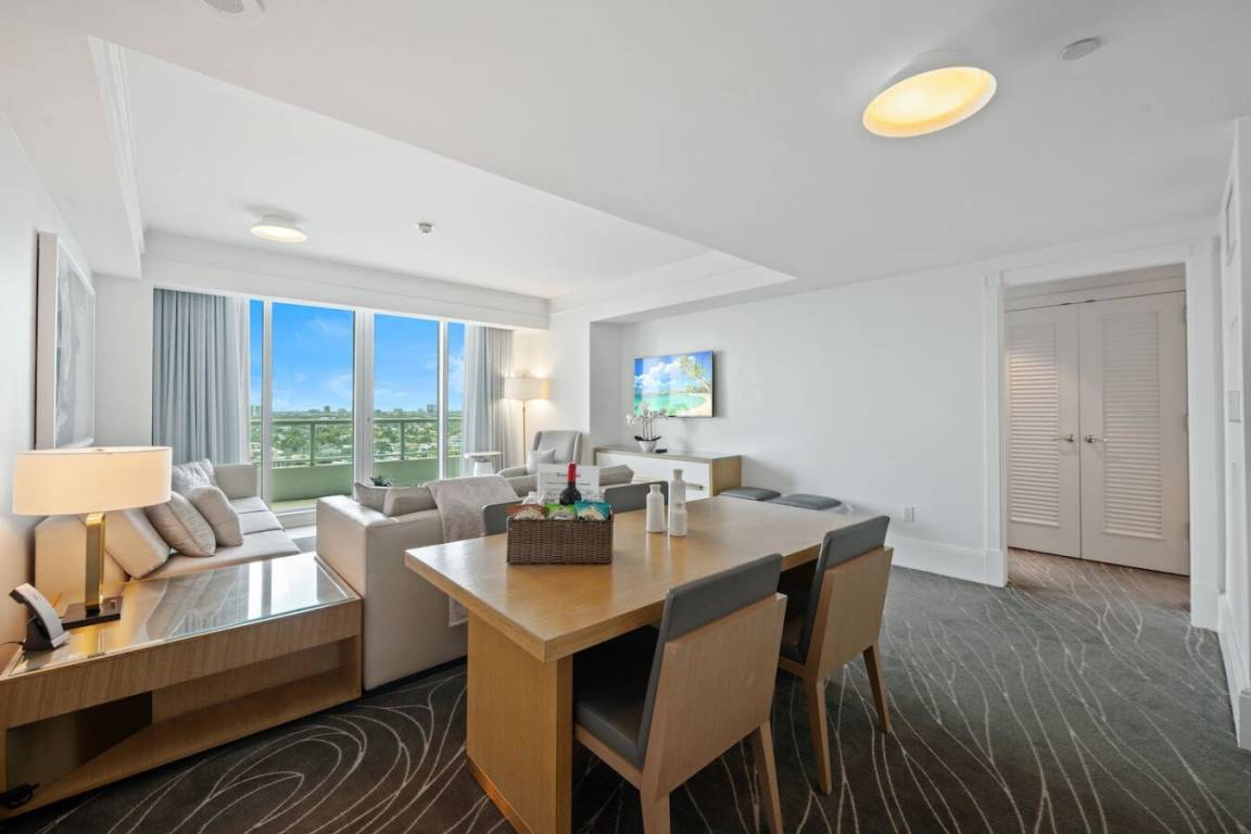 Condo ∙ 1 Bedroom ∙ 4 Guests - Fort Lauderdale, FL