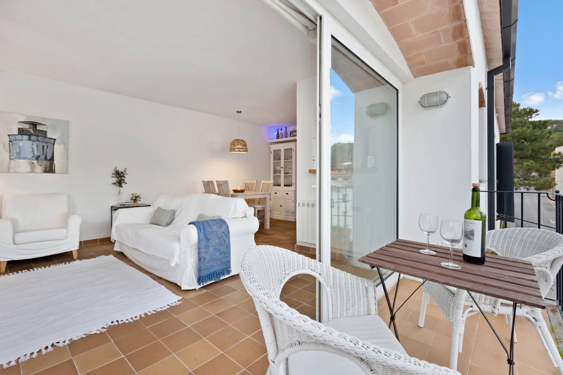 52 M² Apartment ∙ 2 Bedrooms ∙ 4 Guests - Llafranc