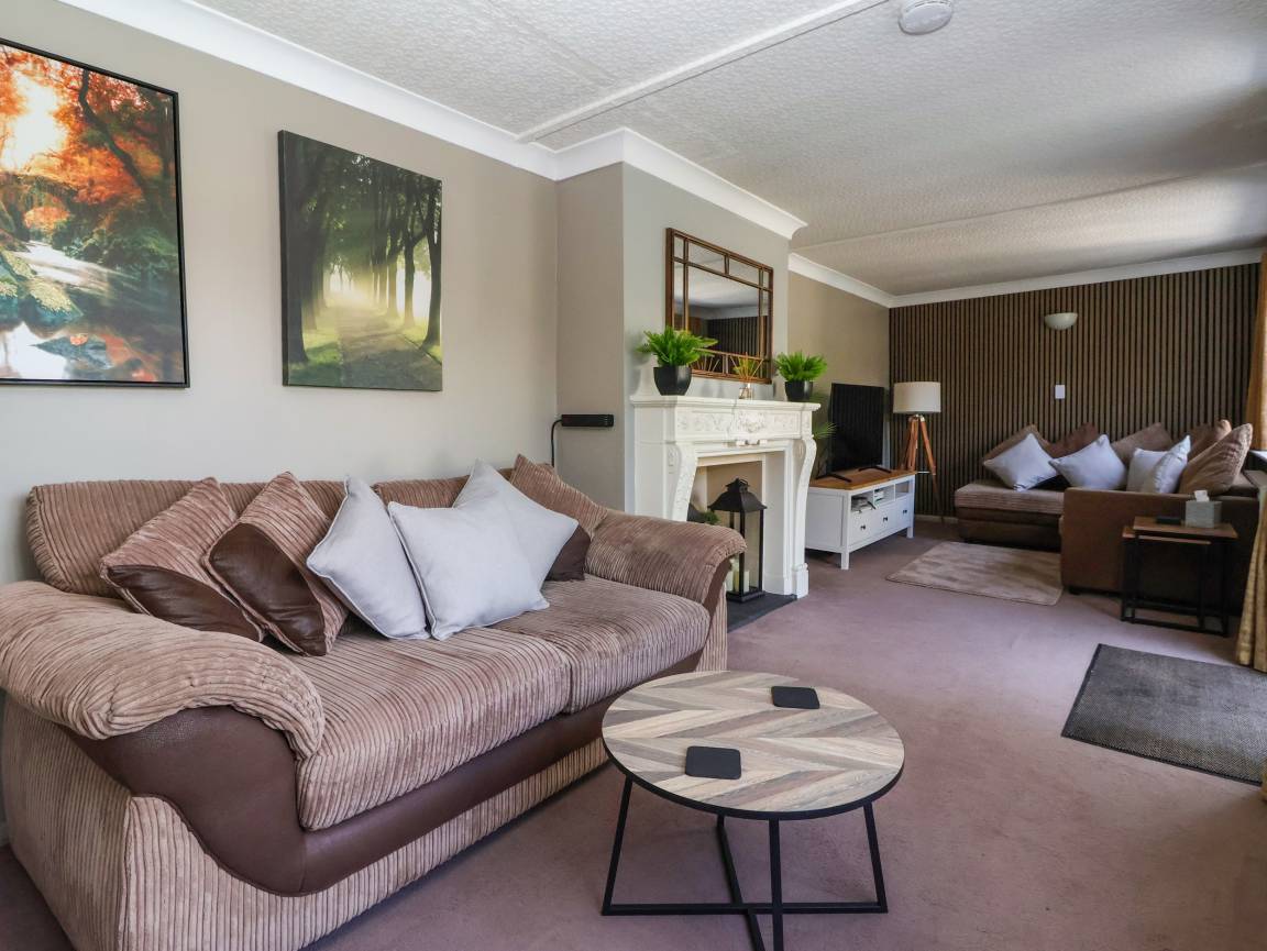 Cottage ∙ 2 Bedrooms ∙ 4 Guests - 