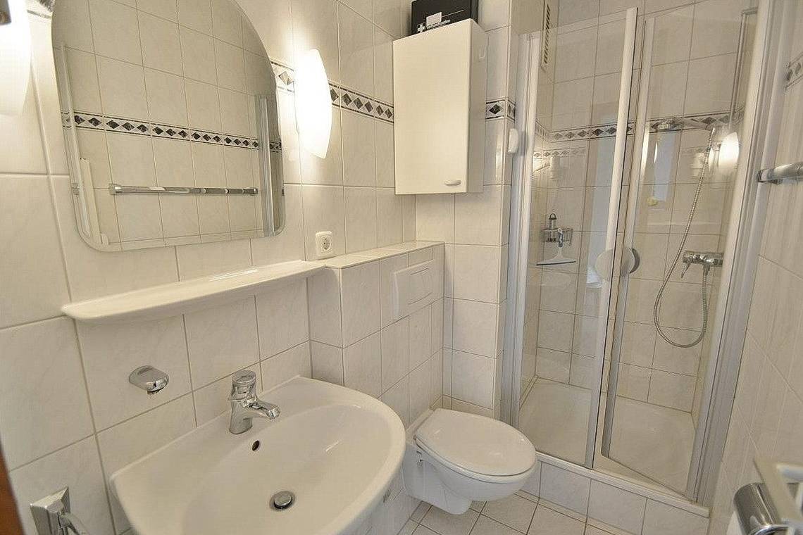 49 m² Ferienwohnung ∙ 1 Schlafzimmer ∙ 4 Gäste – Bild 11