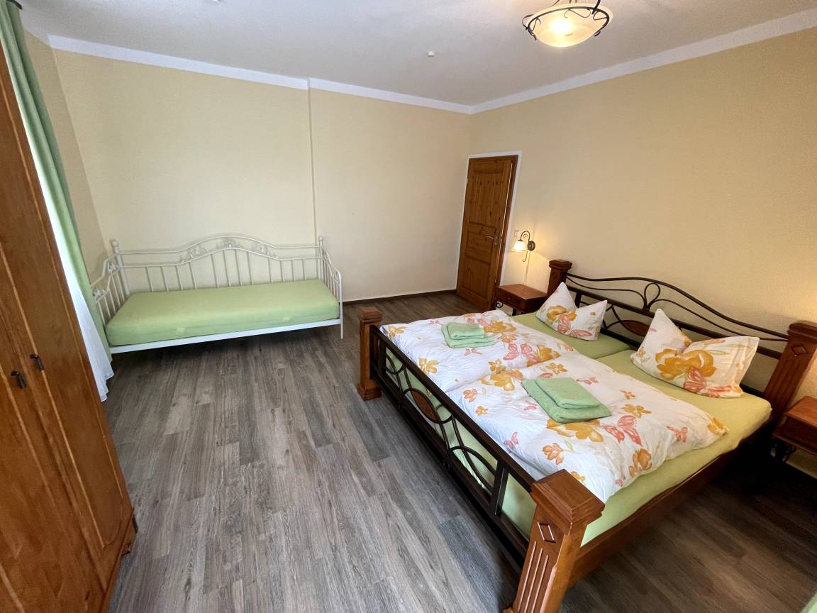 112 m² Ferienwohnung ∙ 3 Schlafzimmer ∙ 7 Gäste – Bild 4