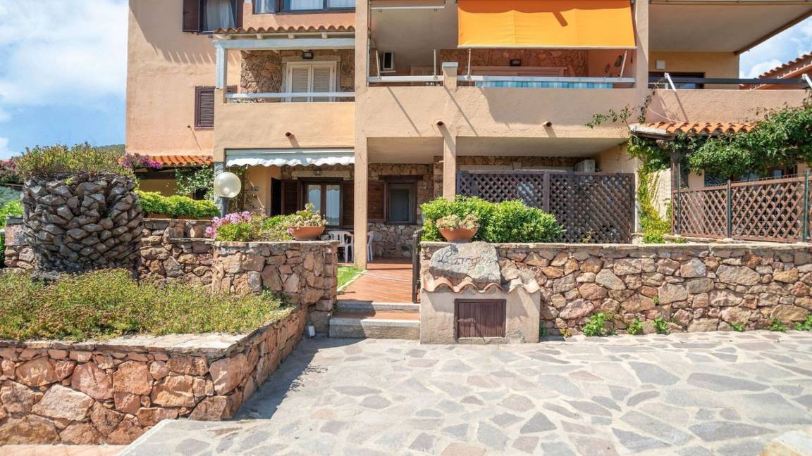 80 M² Appartamento Vacanza ∙ 2 Camere Da Letto ∙ 6 Ospiti - Olbia
