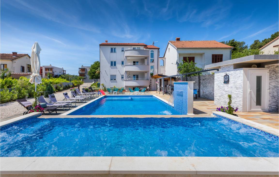 360 M² Casa Vacanza ∙ 8 Camere Da Letto ∙ 16 Ospiti - Banjole