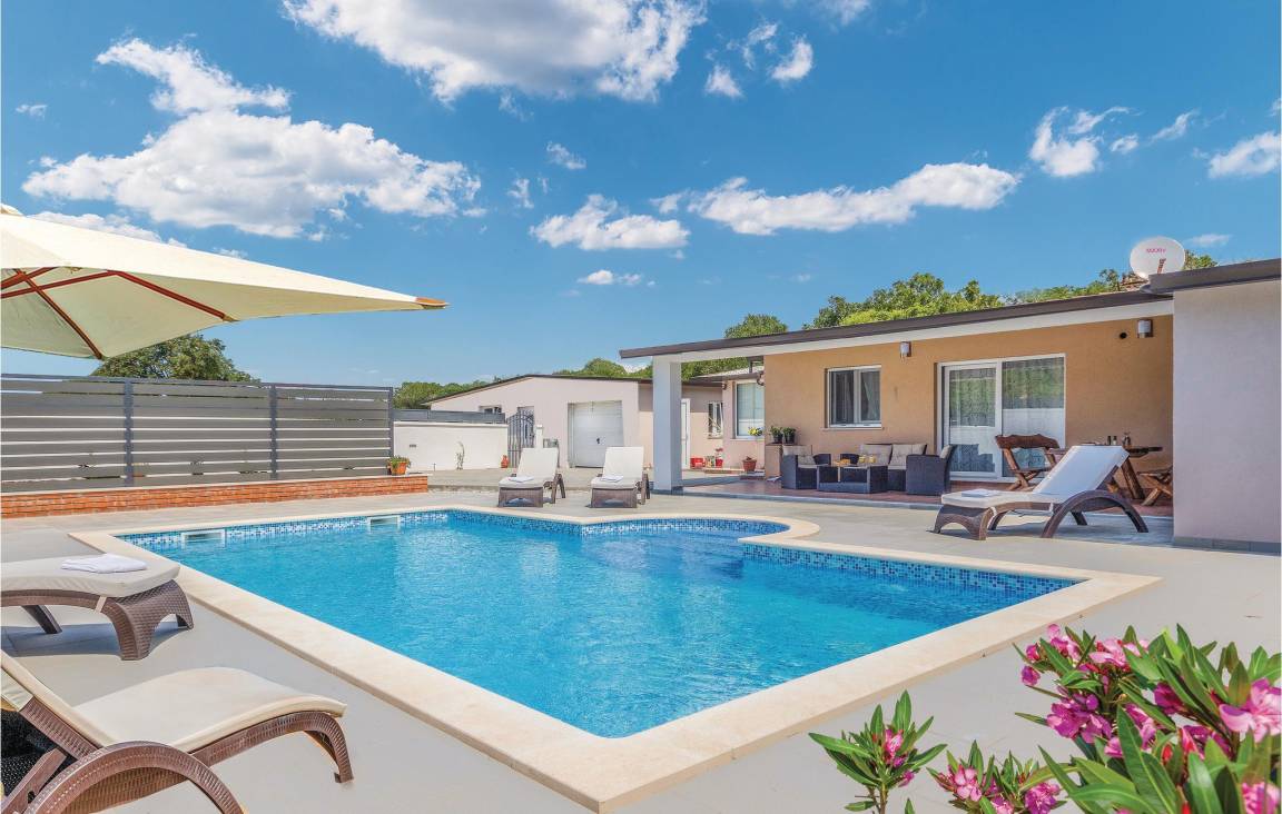 120 M² Ferienhaus ∙ 3 Schlafzimmer ∙ 6 Gäste - Banjole