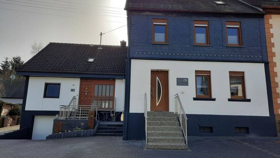 105 M² Apartment ∙ 2 Bedrooms ∙ 4 Guests - Idar-Oberstein