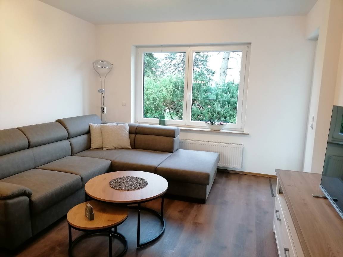 Ferienwohnung ∙ 3 Schlafzimmer ∙ 8 Gäste - Karlstadt