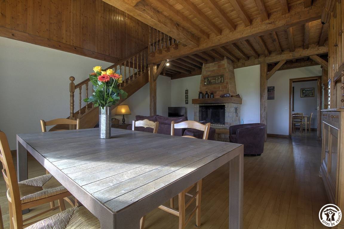 100 M² Gîte ∙ 3 Chambres ∙ 6 Personnes - Ain