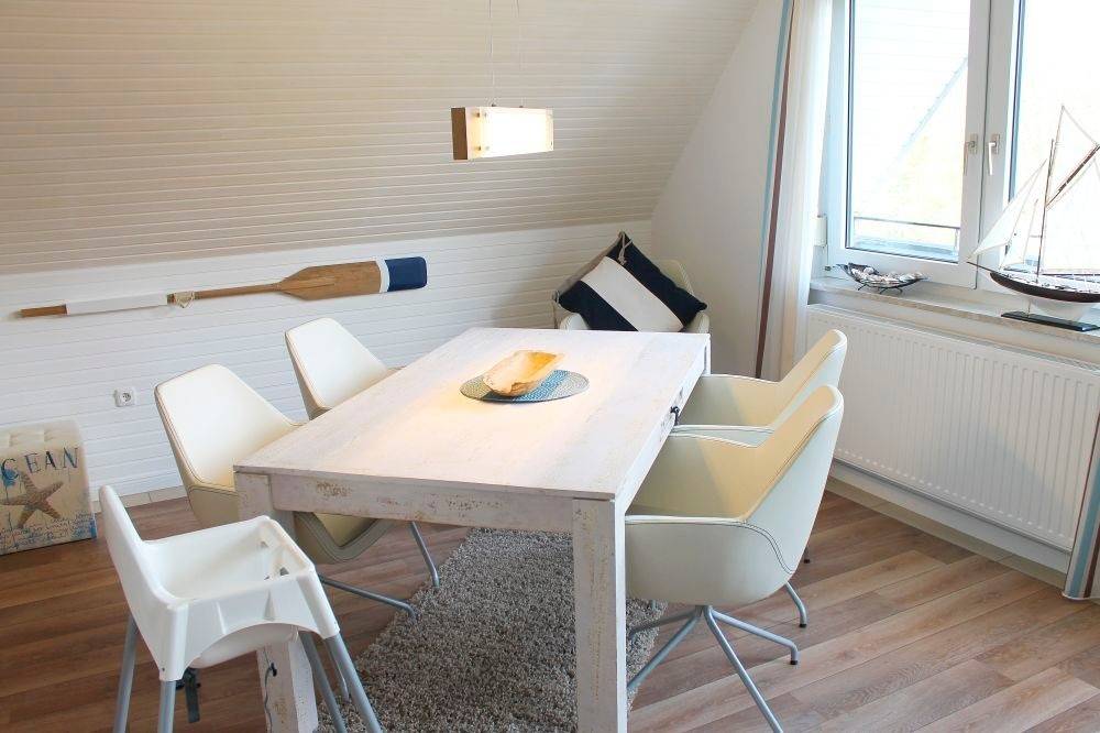 75 m² Ferienwohnung ∙ 2 Schlafzimmer ∙ 4 Gäste – Bild 4