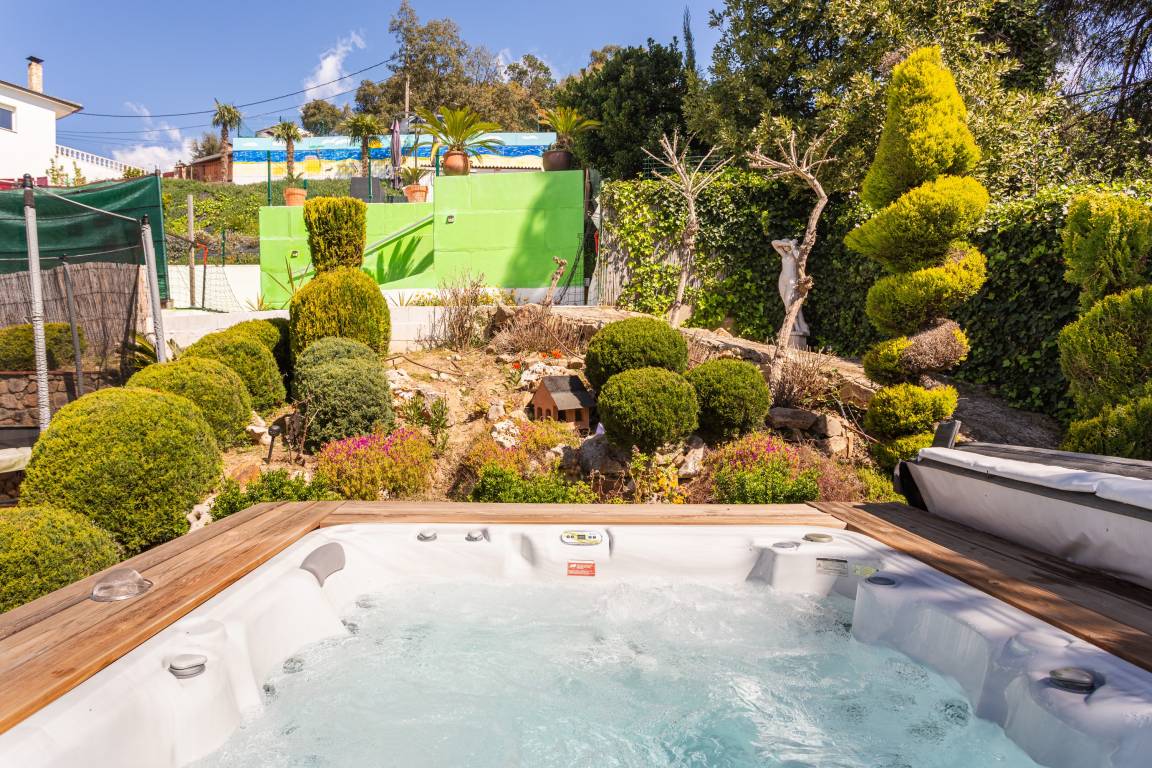 90 M² Ferienhaus ∙ 3 Schlafzimmer ∙ 6 Gäste - Lloret de Mar