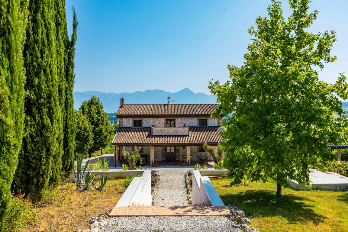 Eksklusiv villa med pool nær Caserta