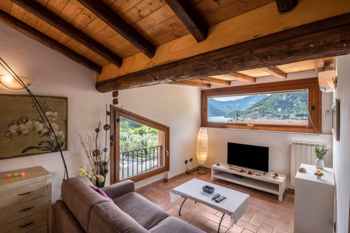 60 M² Apartment ∙ 1 Bedroom ∙ 4 Guests - Iseo