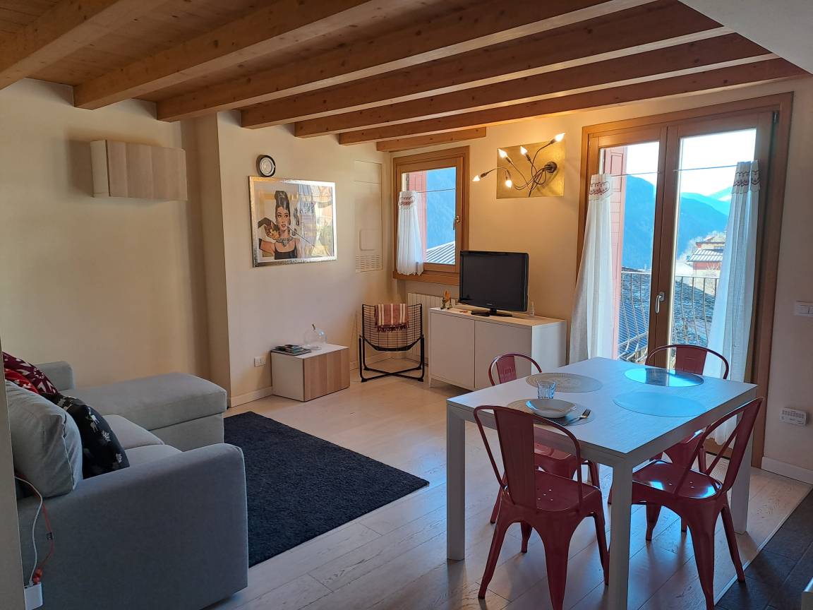 50 M² Appartamento Vacanza ∙ 1 Camera Da Letto ∙ 4 Ospiti - Vezza d'Oglio