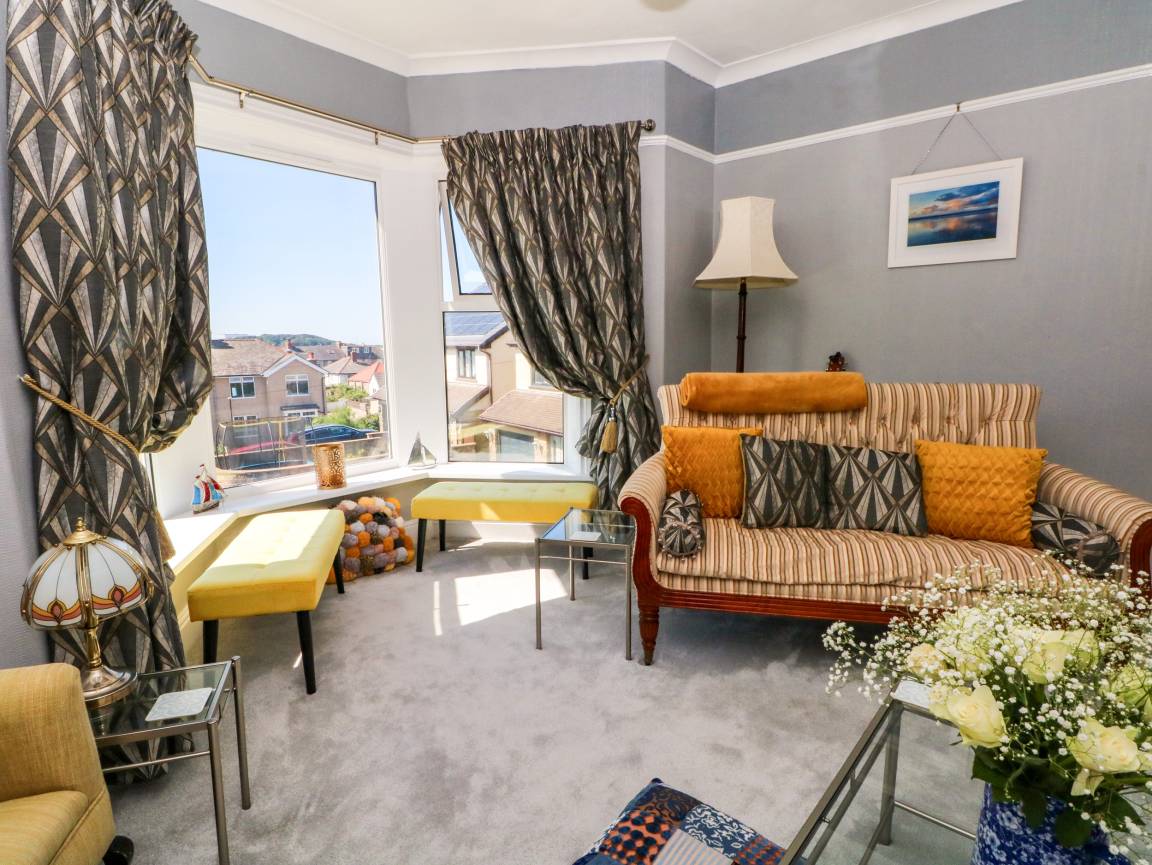Cottage ∙ 2 Bedrooms ∙ 6 Guests - Morecambe