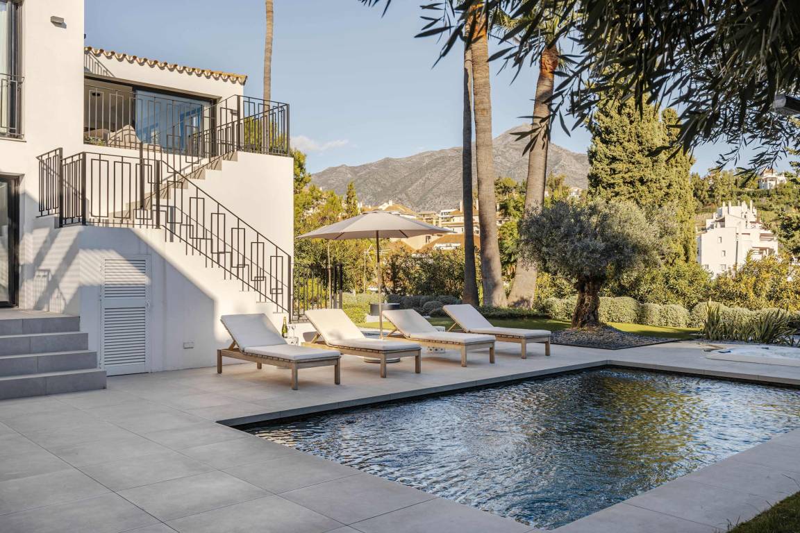 400 M² Vivenda ∙ 4 Quartos ∙ 8 Hóspedes - Marbella